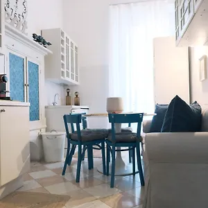 Comecasa 2 Bedrooms In Via Curtatone Milan